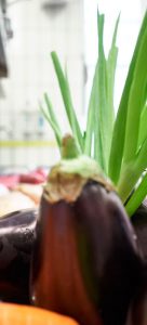 Ernährungsberatung mit Auberginen